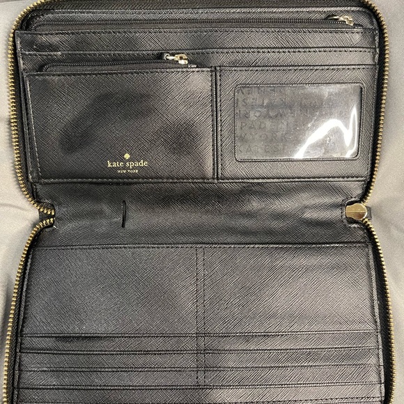 2 Kate Spade Wallets - Picture 4 of 8